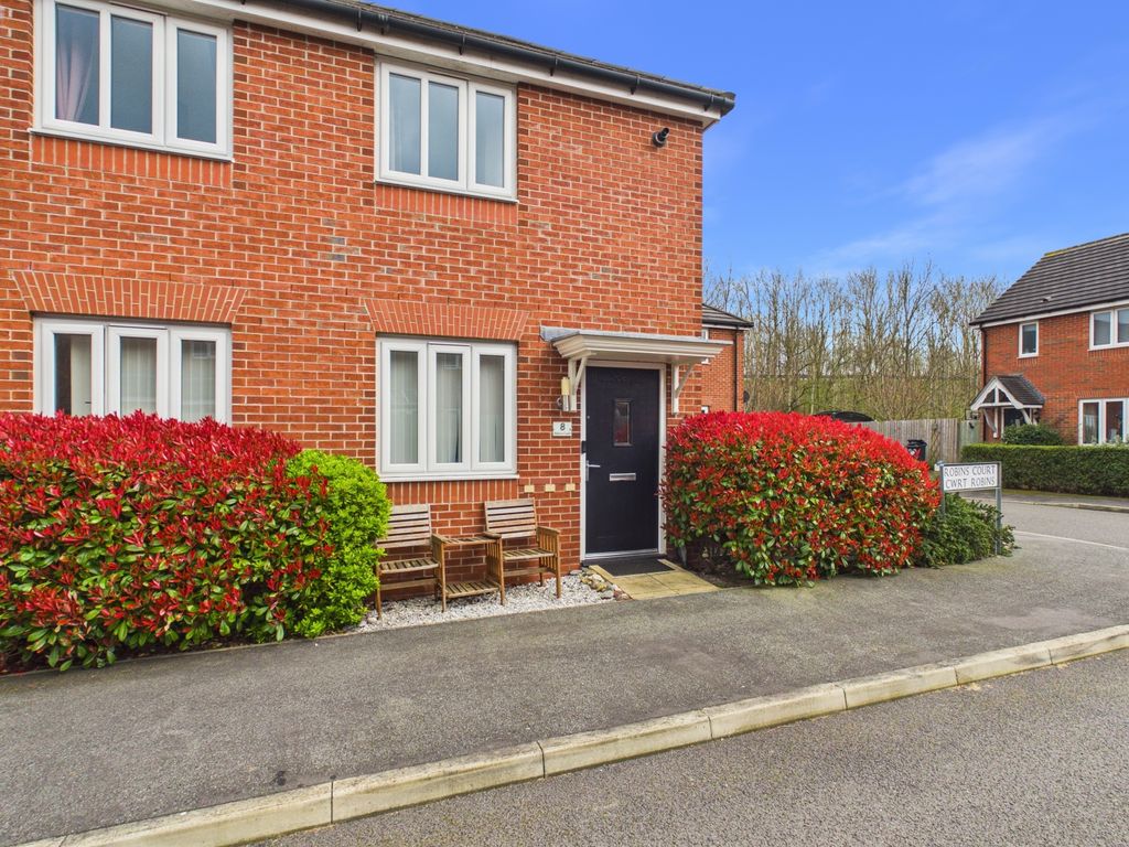 2 bed flat for saleRobins Court, Broughton, Chester, Cheshire CH4