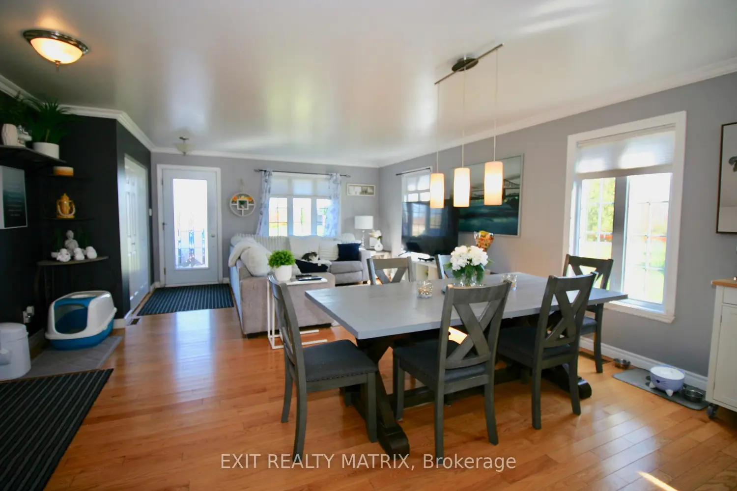 Additional image 3 of 3532-3534 Front Road