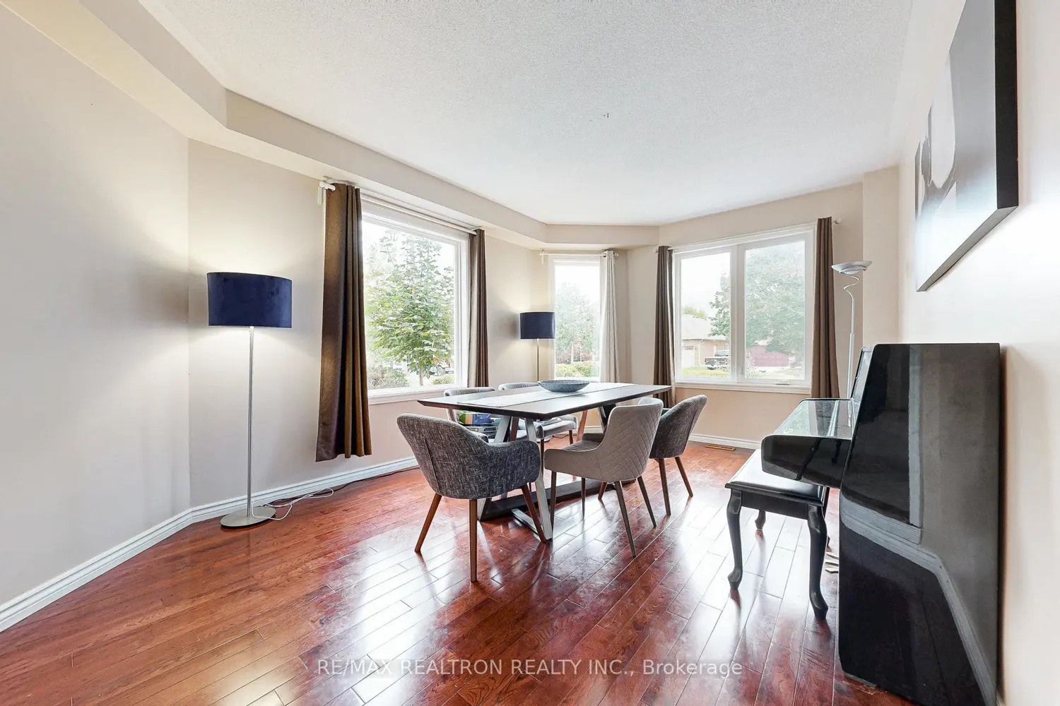 Additional image 10 of 98 Charing Crescent