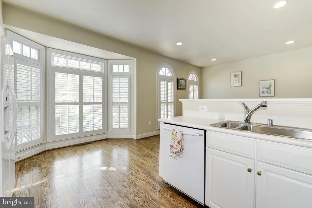 Additional image 16 of 4005 Mansion Drive NW, Washington, DC 20007