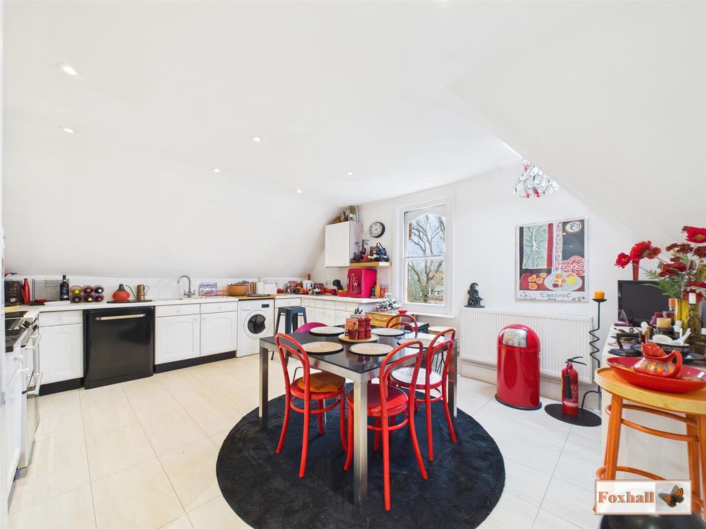 3 bed flat for saleWesterfield Road, Ipswich IP4 photo 4