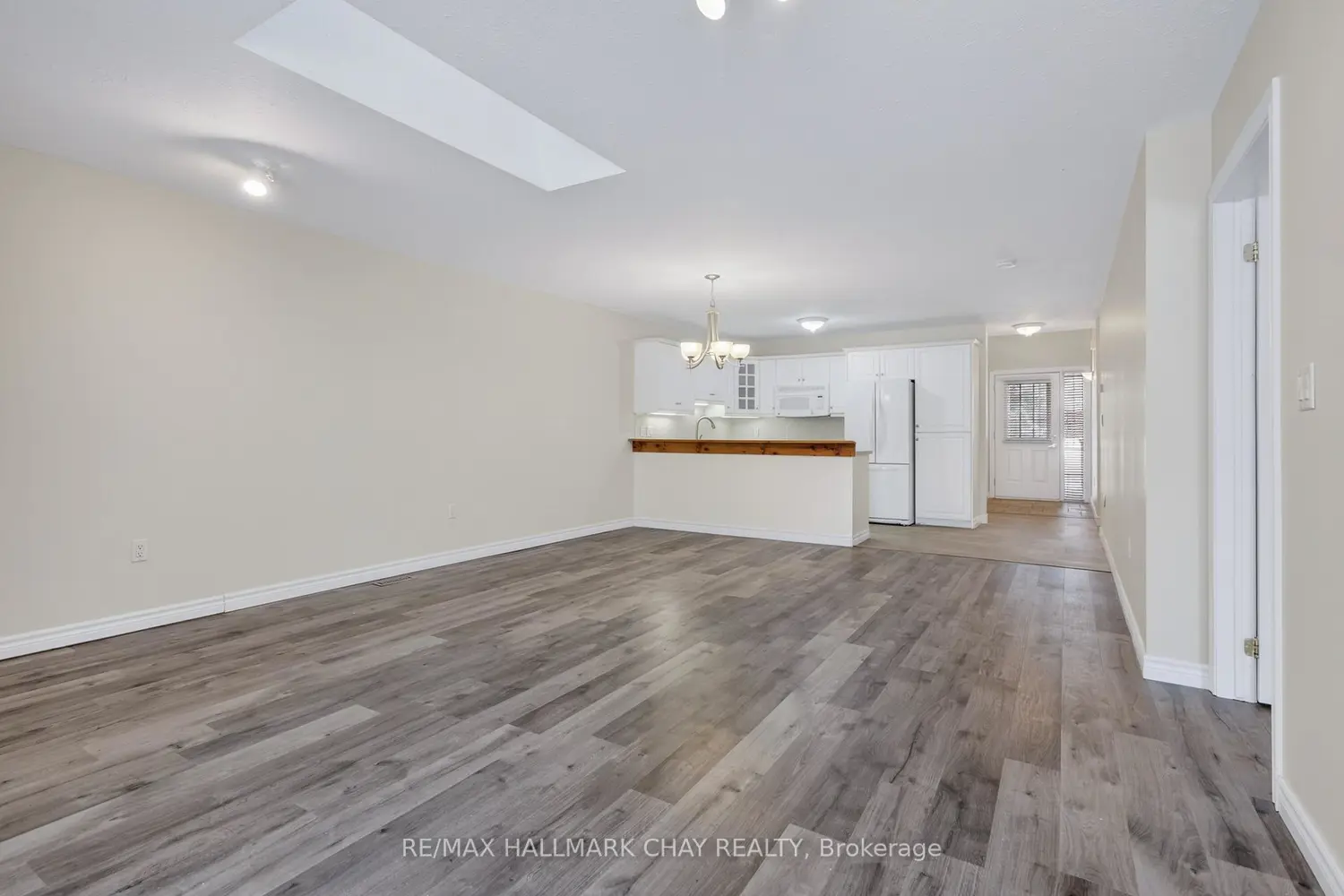 Additional image 2 of 275 Huron Street 11