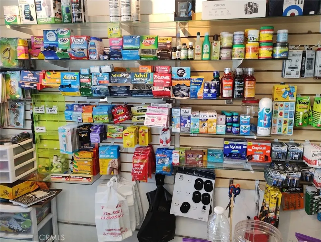 Additional image 4 of 2613 E Carson St, Carson, CA 90810