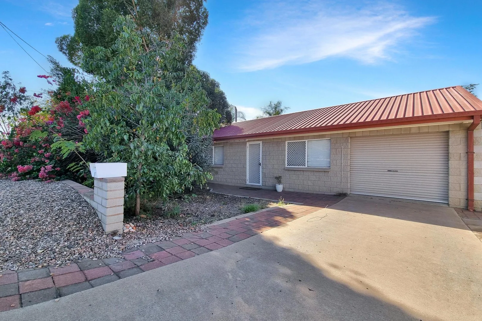 5 Sunflower Street, Mount Isa QLD 4825
