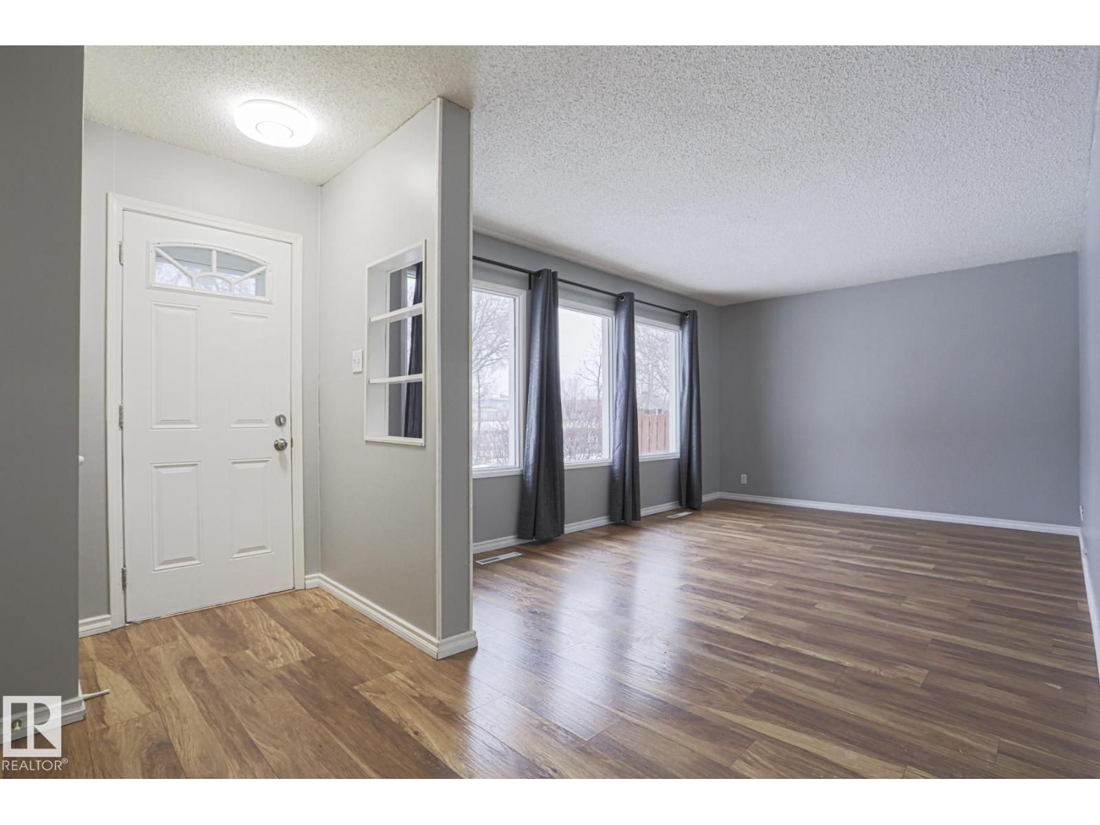 Additional image 5 of 10807 130 Avenue NW, Edmonton, AB, T5E0T2
