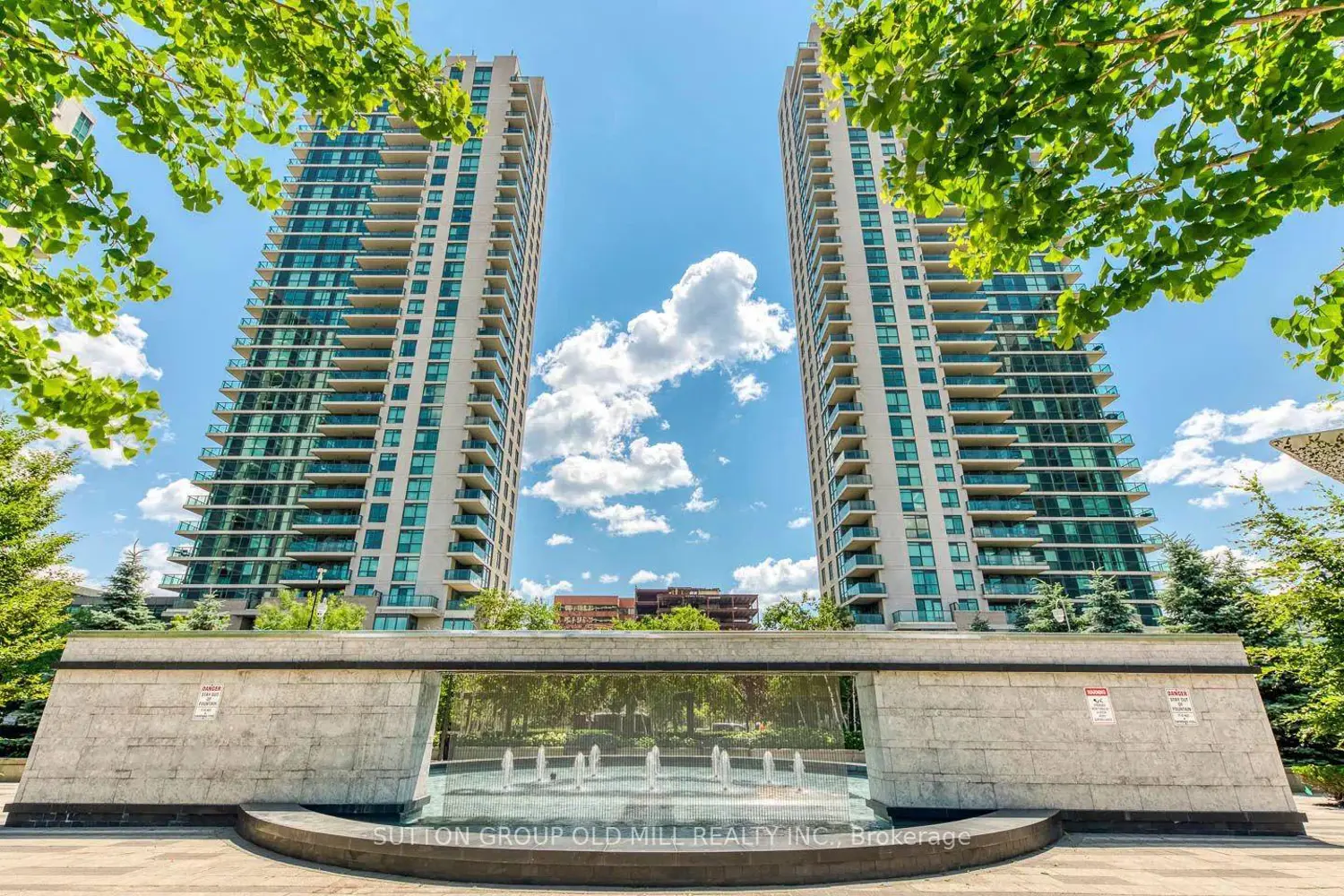 215 Sherway Gardens Road 609