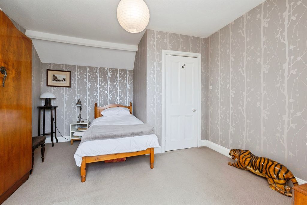Additional image 11 of 5 bed detached house for saleElm Grove, Hartlepool TS26