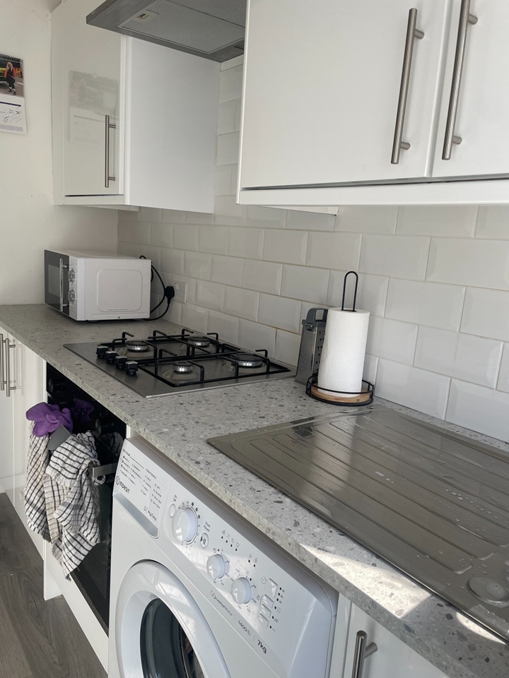 Additional image 9 of Room in a Shared House, Roslin Street, M11, N1 7GU