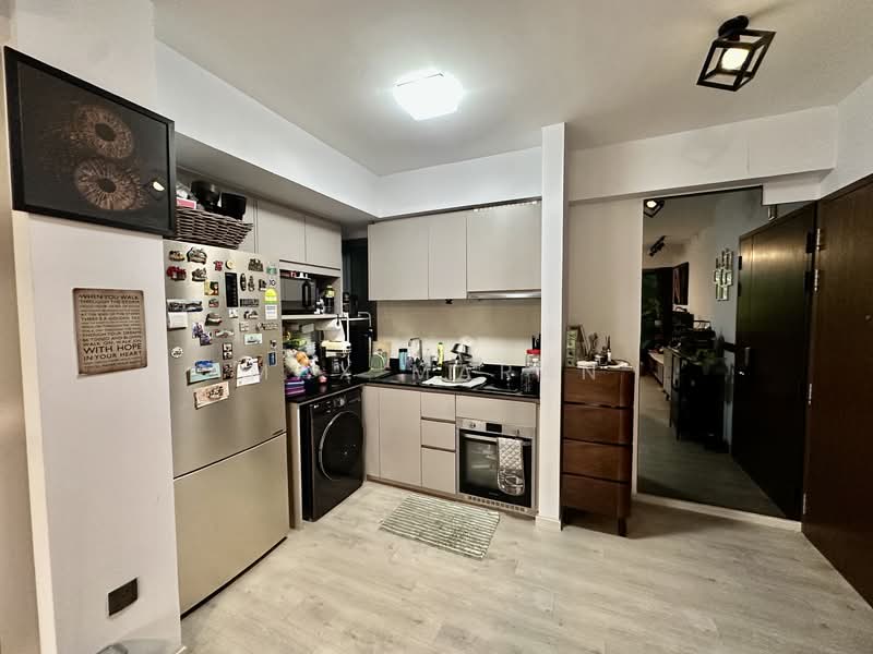 174 Canberra Drive photo 4