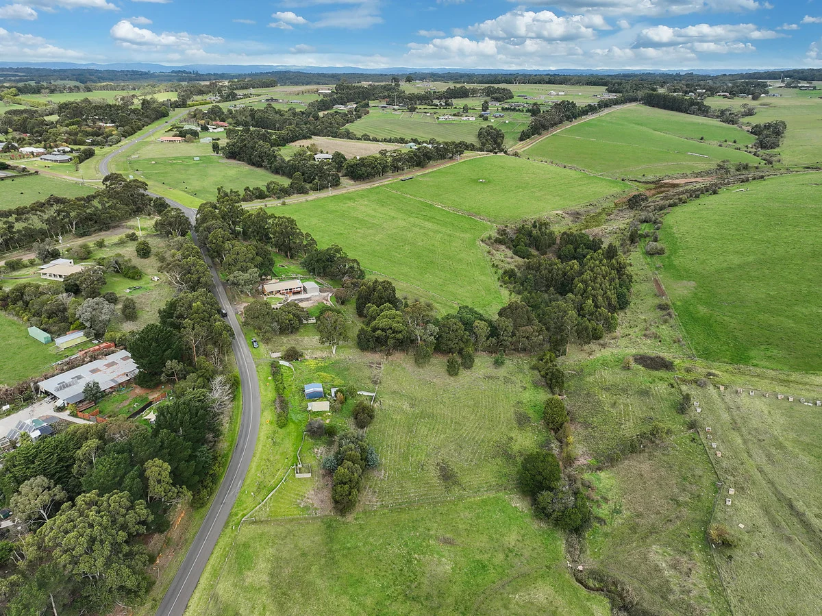 Additional image 3 of 98 Woodrowvale Road, Elliminyt VIC 3250
