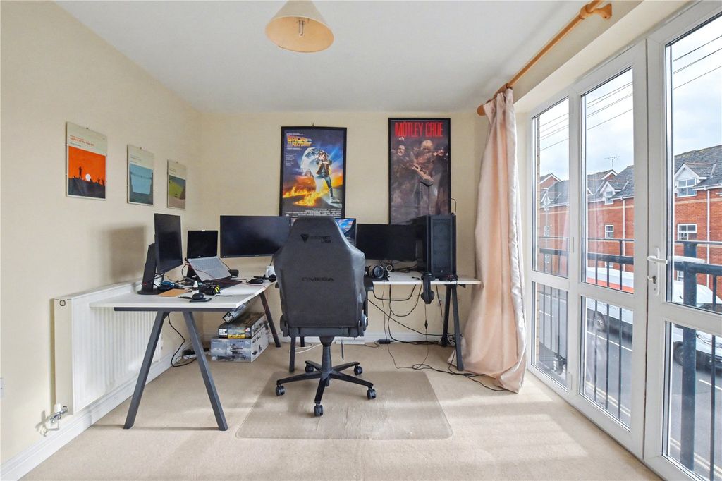Additional image 3 of 2 bed flat for saleSt. Augustine Street, Taunton, Somerset TA1
