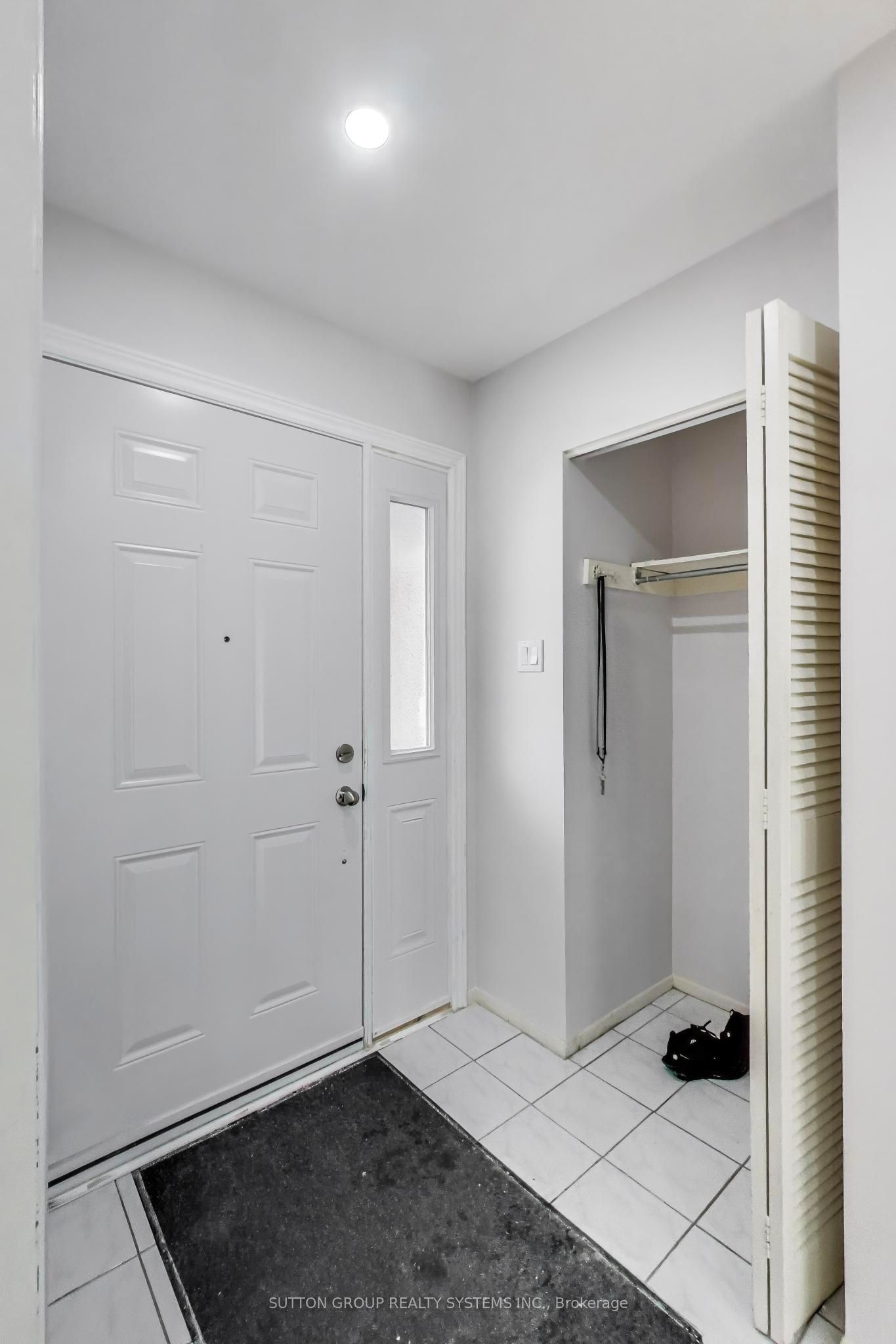 Additional image 6 of 2662 Canberra Road, Mississauga, ON, L5N 1M7