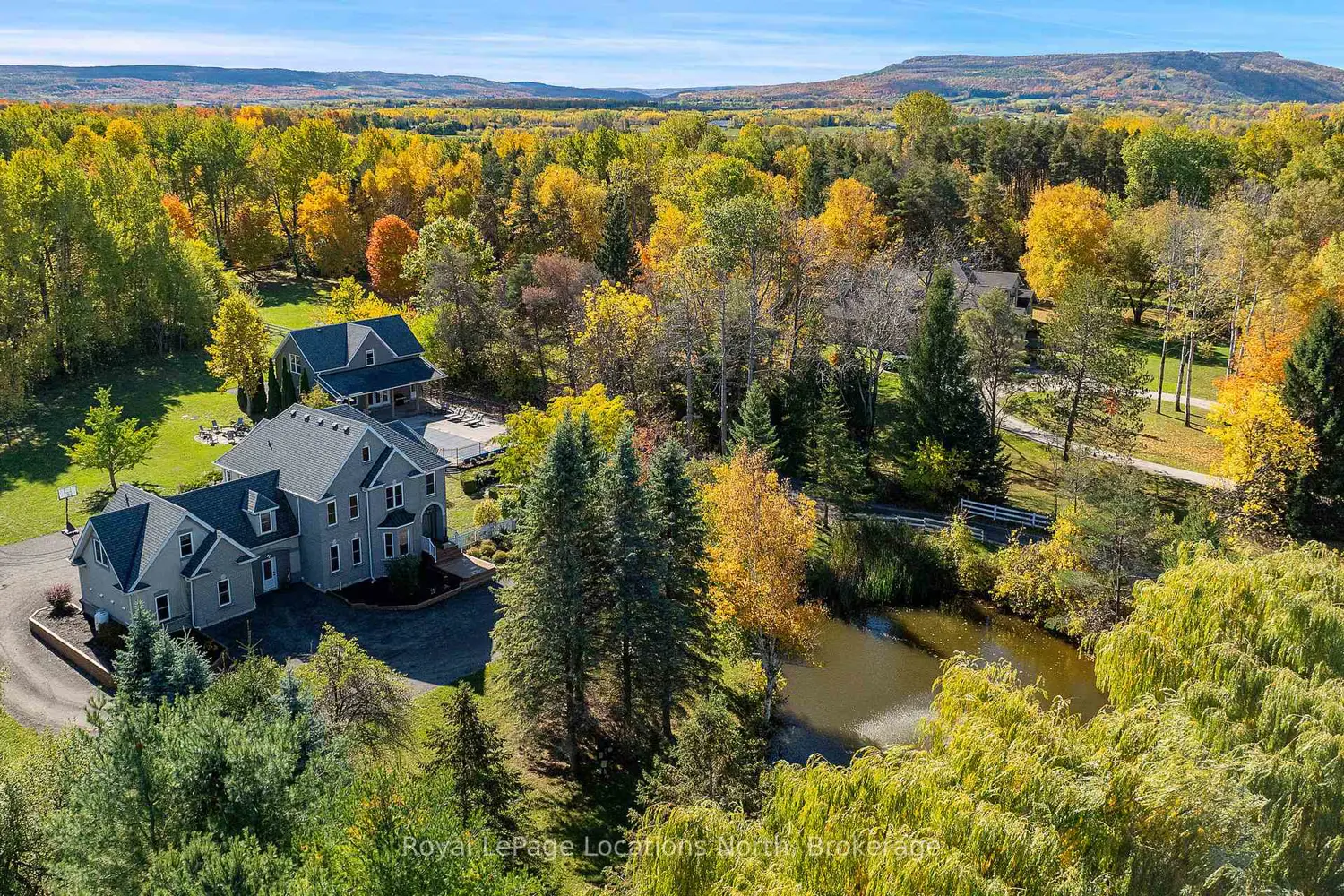 Primary image of 7833 Poplar Side Road