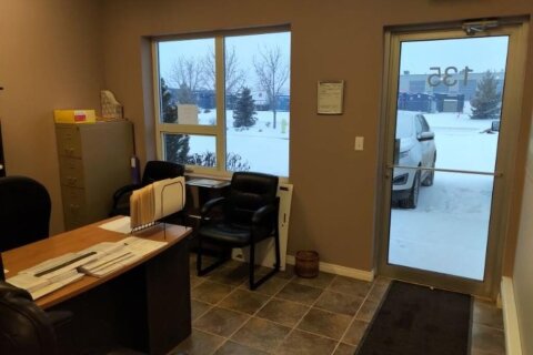 Additional image 8 of 135-17 Queensgate Crescent, Red Deer, AB, T4P 0R2
