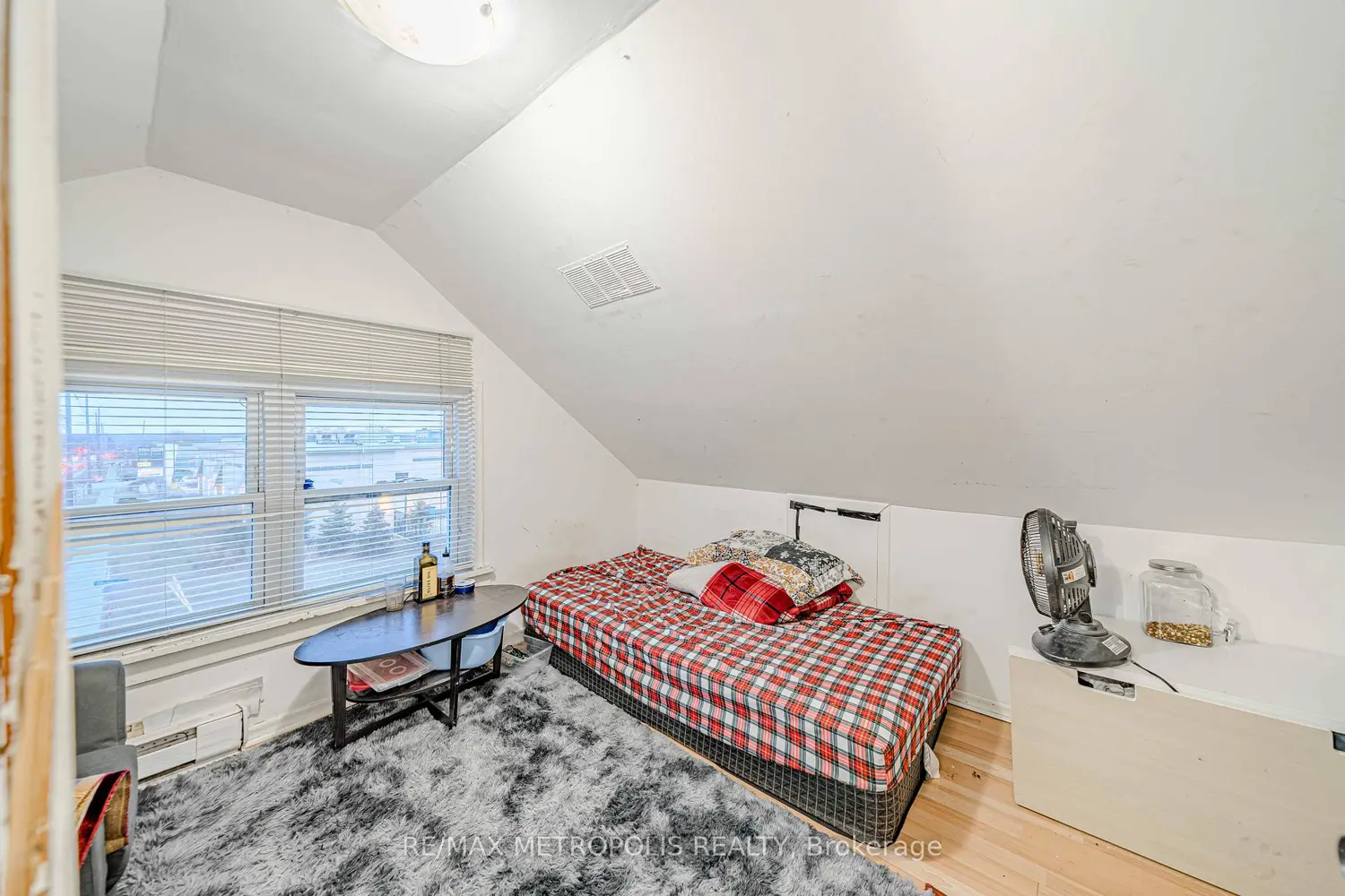 Additional image 20 of 240 Division Street