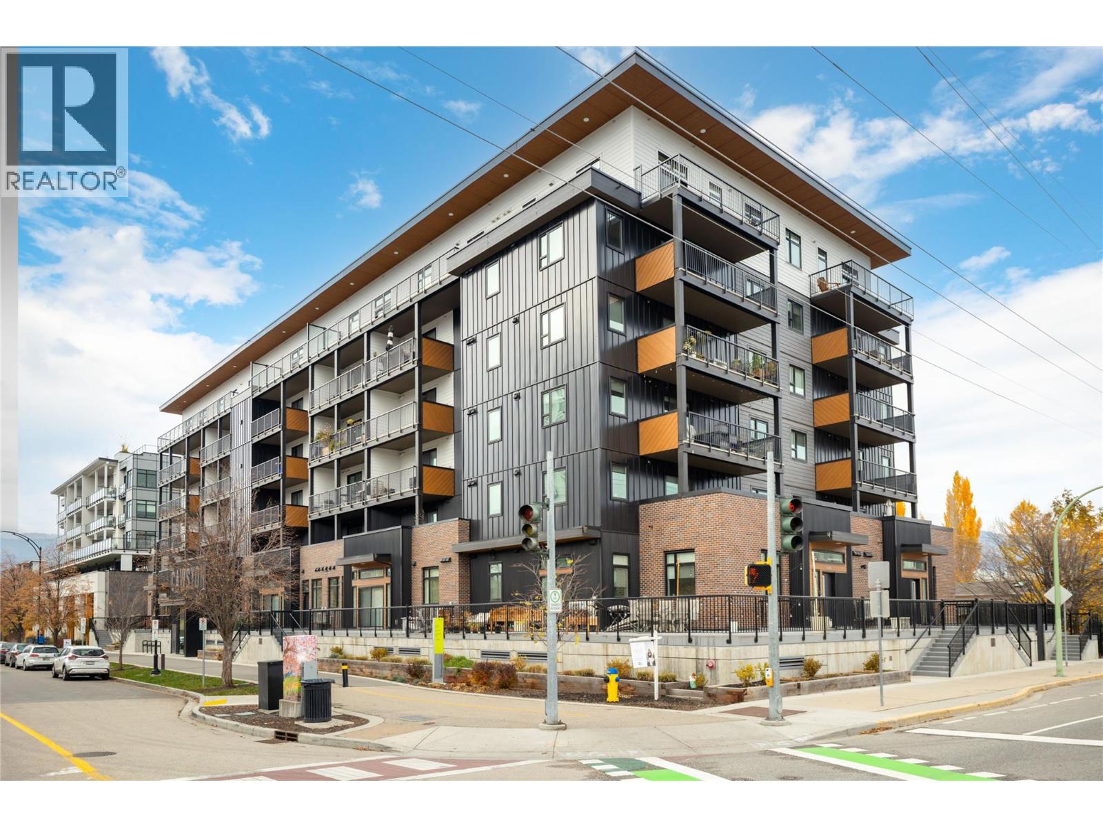 660 Cawston Avenue Unit# 105