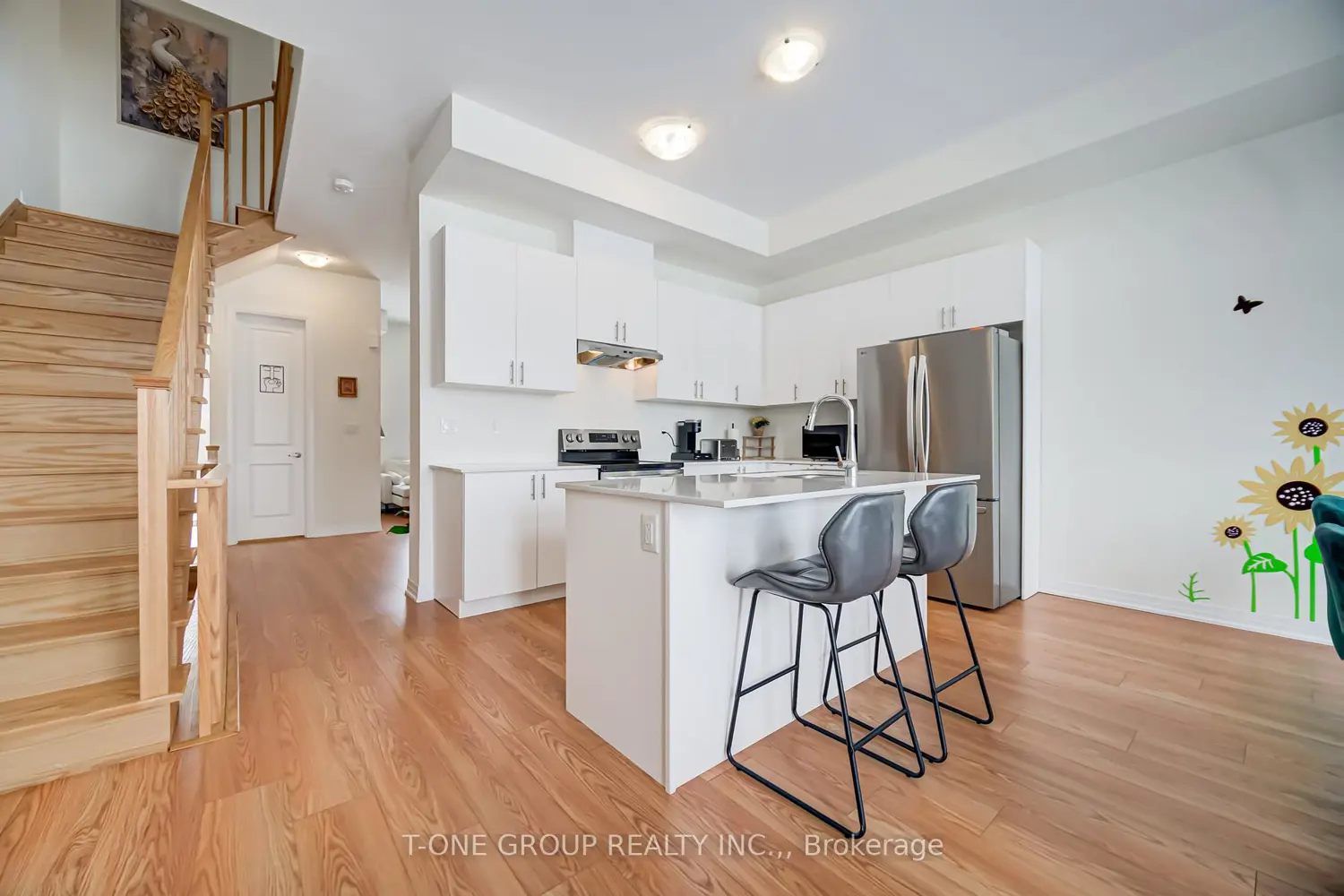 83 Millman Lane photo 4