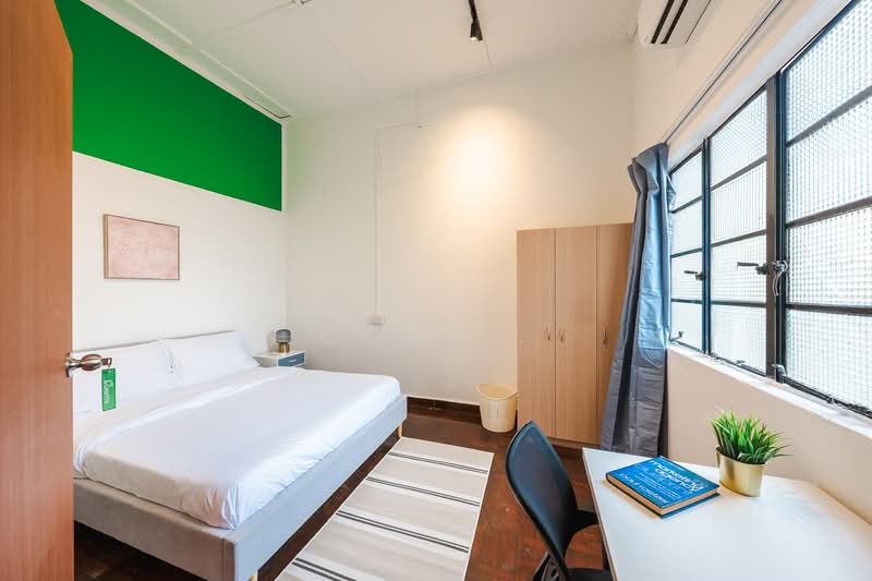 Additional image 2 of 458 MacPherson