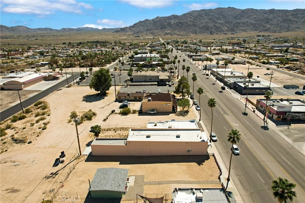 Additional image 17 of 6221 Adobe Rd, 29 Palms, CA 92277