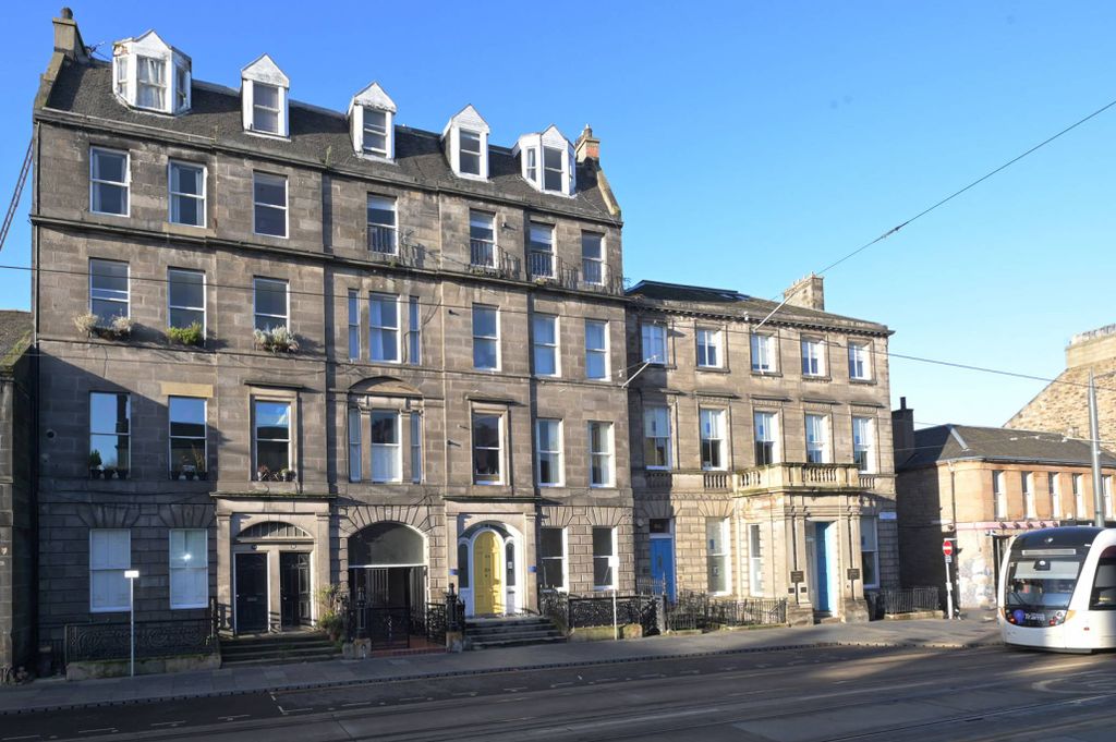 3 bed flat for saleConstitution Street, Leith, Edinburgh EH6