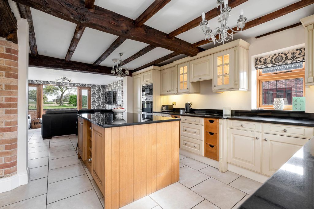 Additional image 7 of 6 bed detached house for saleGrange Road, Knightley, Stafford, Staffordshire ST20