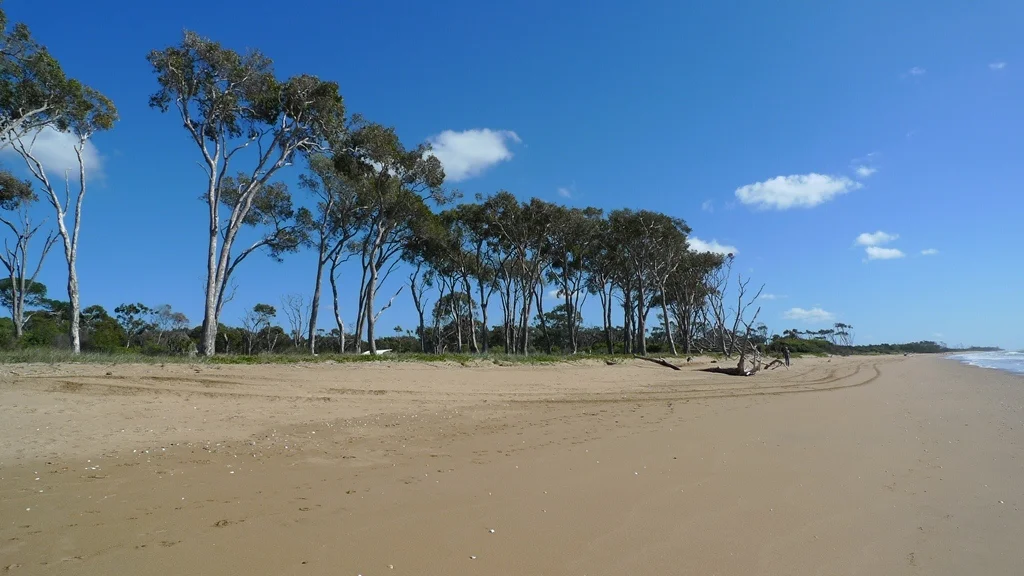 Additional image 4 of Moore Park Beach QLD 4670