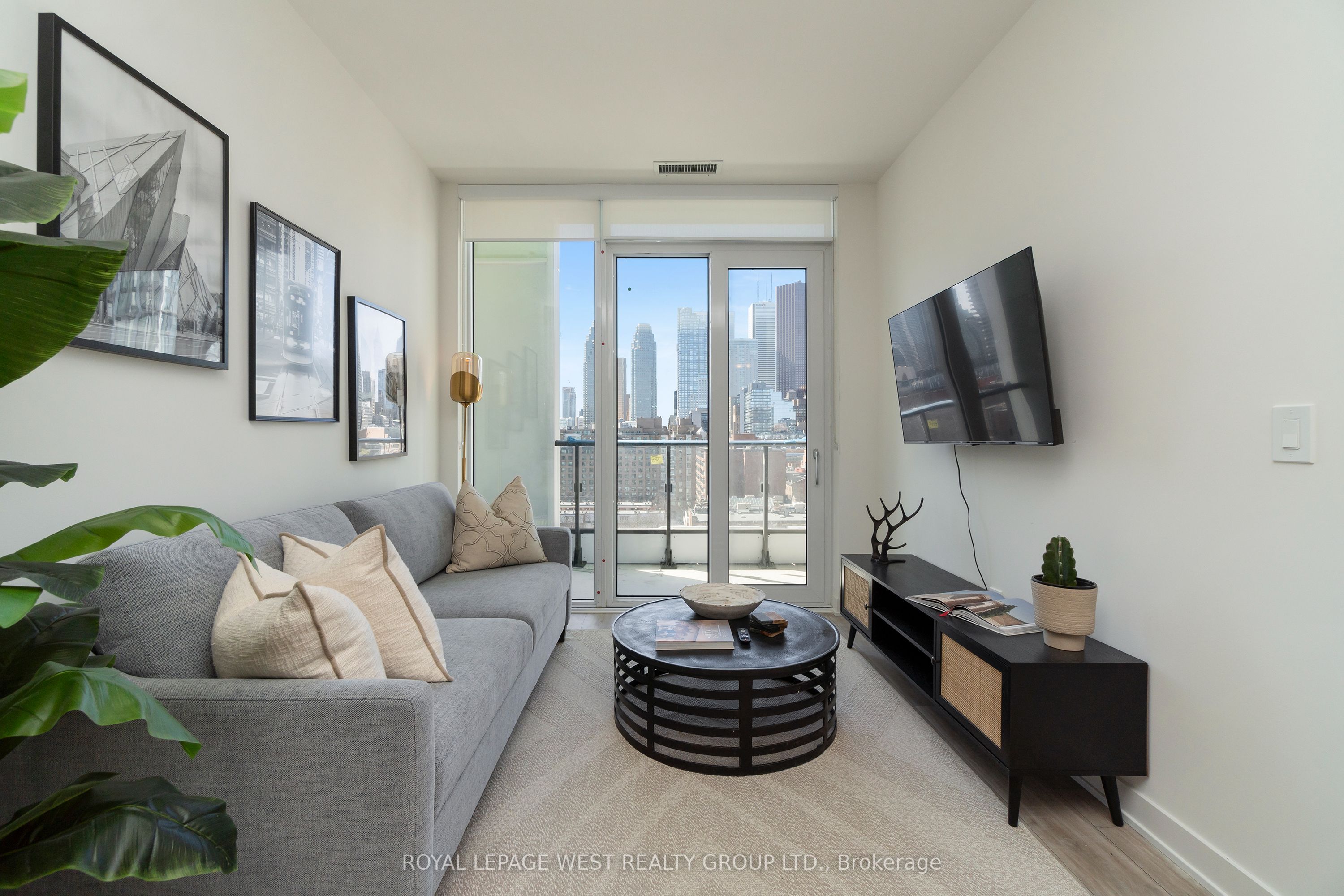 Additional image 3 of 1064-135 Lower Sherbourne Street, Toronto, ON, M5A 1Y4