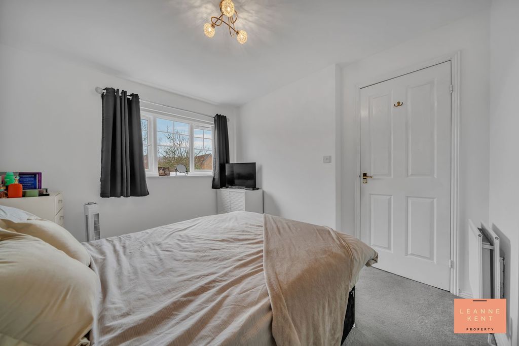 Additional image 20 of 3 bed semi-detached house for saleStryd Hywel Harris, Ystrad Mynach CF82