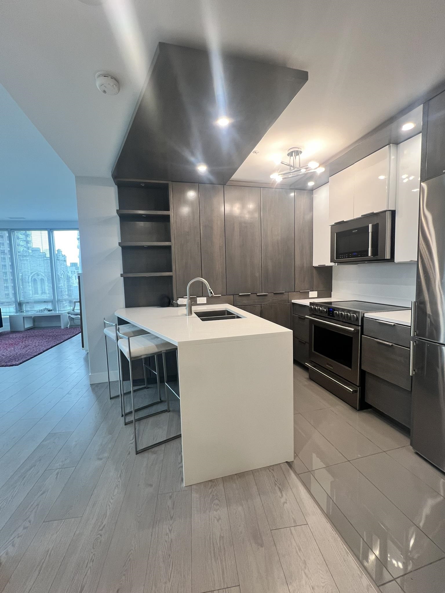 Additional image 3 of 607-989 Nelson Street, Vancouver, BC, V6Z 2S1