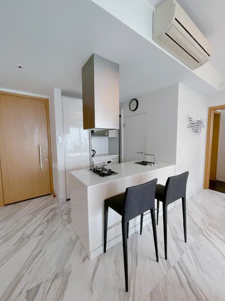 6 River Valley Grove