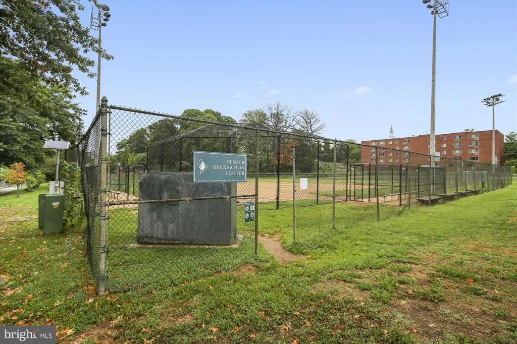 Additional image 33 of 4514 15th Street NW Unit B, Washington, DC 20011