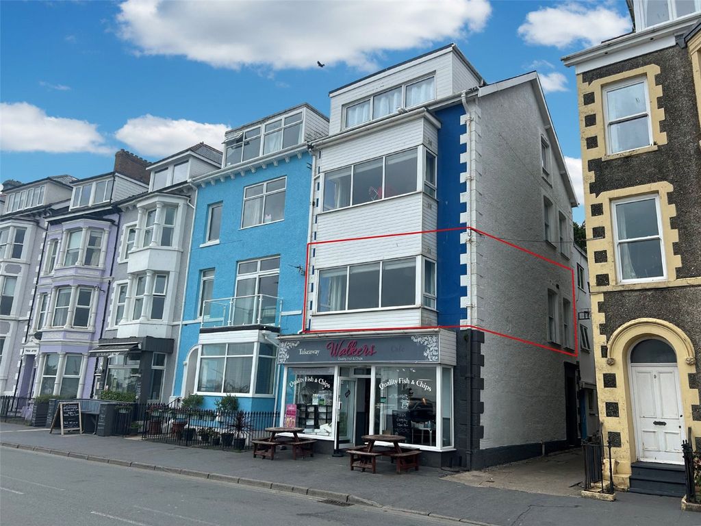 2 bed flat for saleBodfor Terrace, Aberdovey, Gwynedd LL35