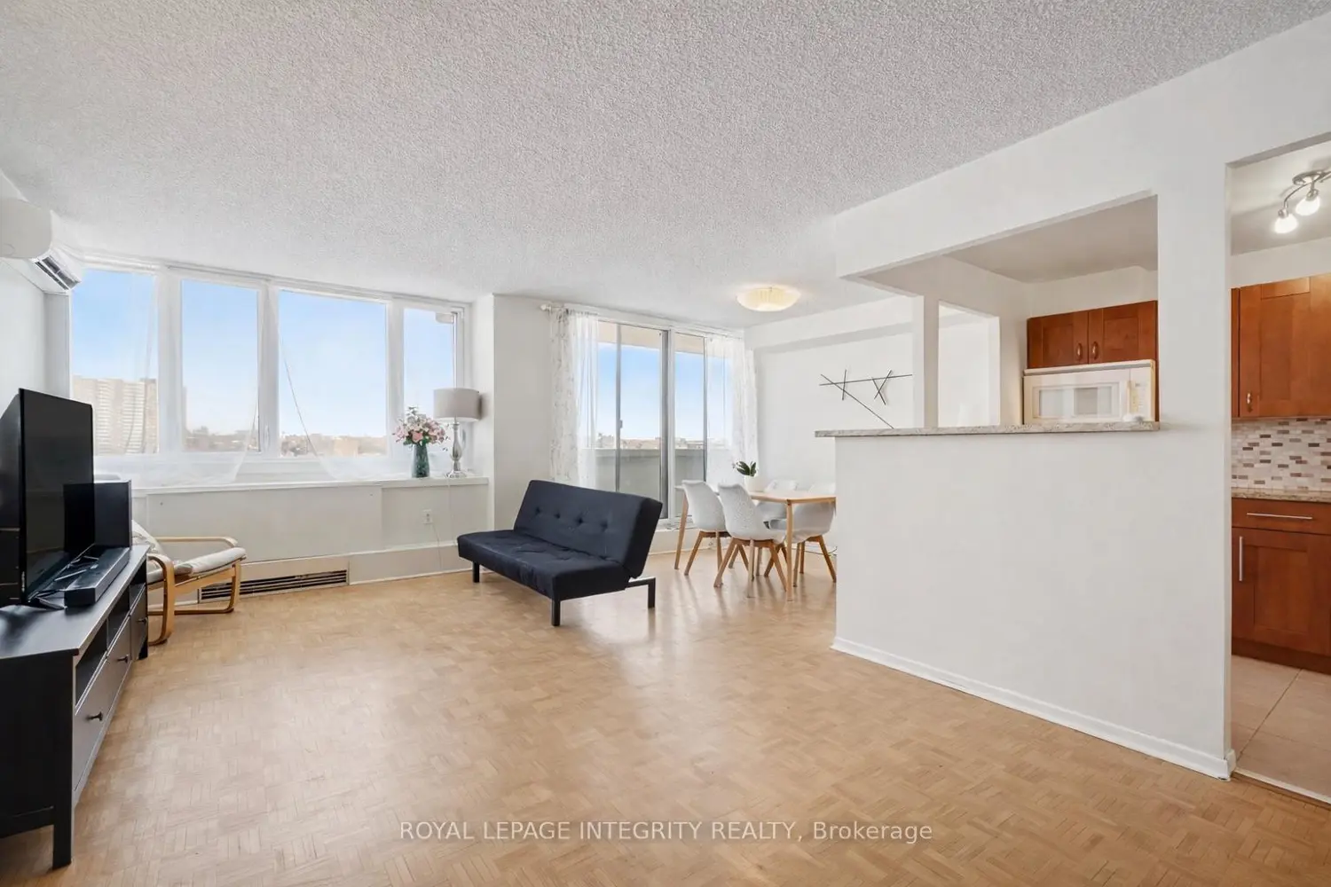 Additional image 7 of 2625 Regina Street 803