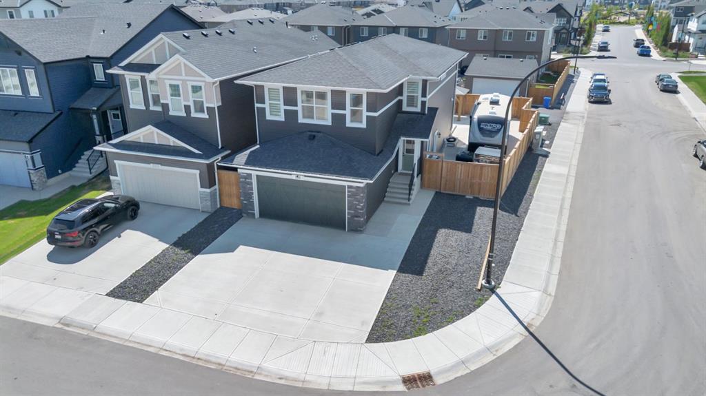 Additional image 3 of 240 Creekstone Path SW, Calgary, AB, T2X4X8
