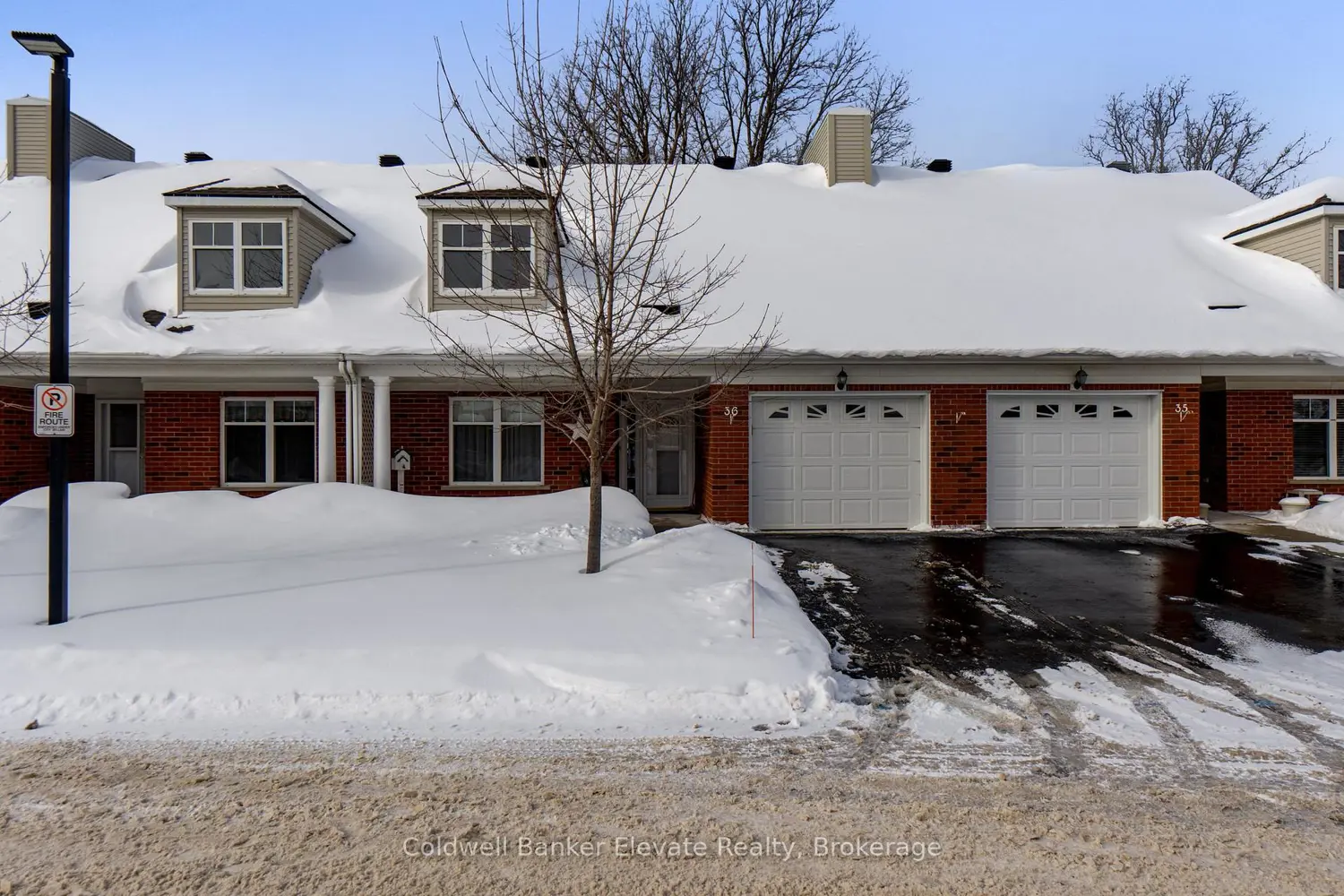 2705 Kingsway Drive 36