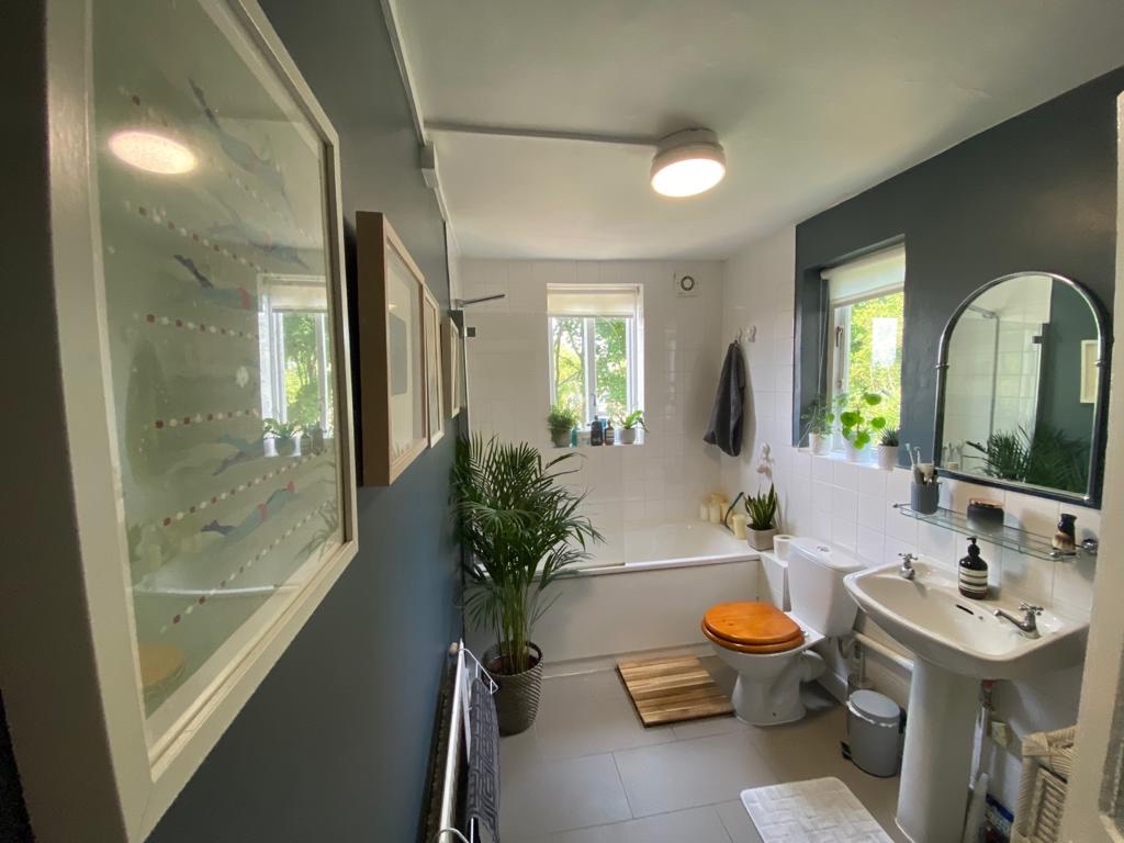 Additional image 7 of 2 Bed Maisonette, Wandsworth Road, SW8, N1 7GU