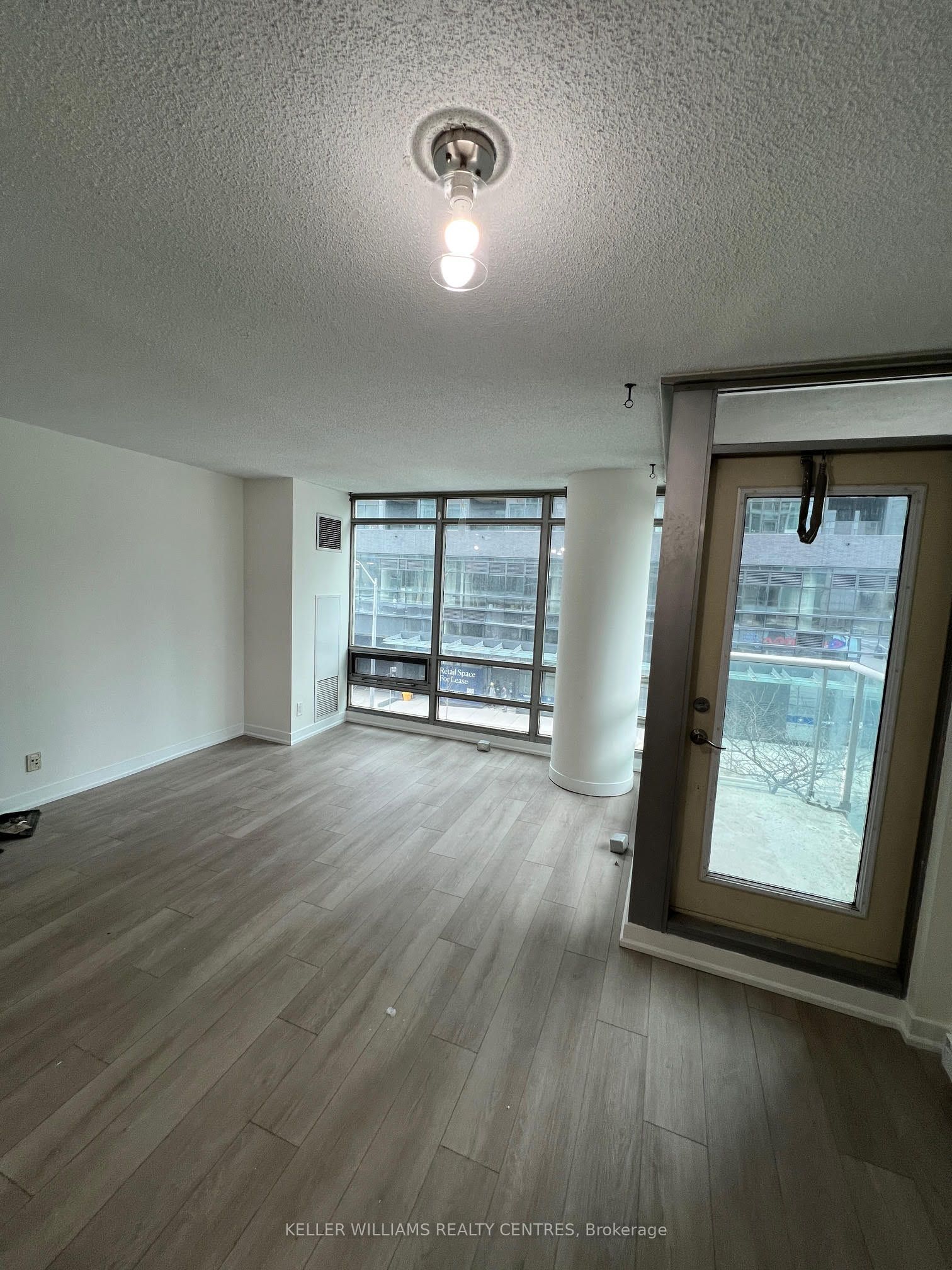 Additional image 3 of 308-81 Navy Wharf Court, Toronto, ON, M5V 3S2