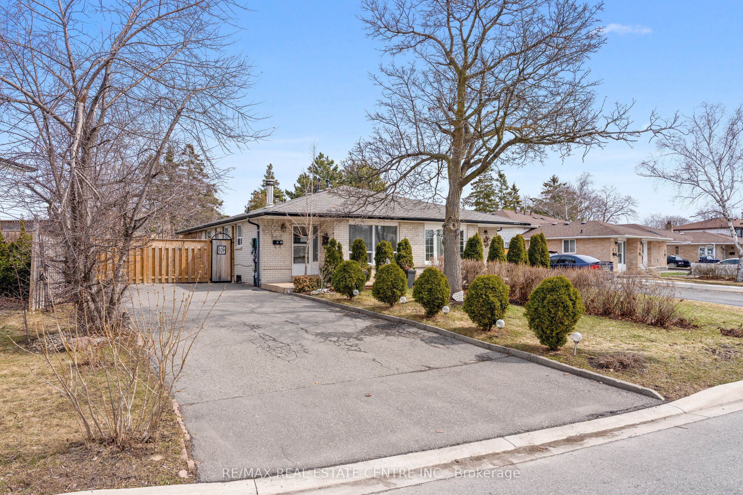 Additional image 5 of 25 Juniper Crescent, Brampton, ON, L6S 1J9