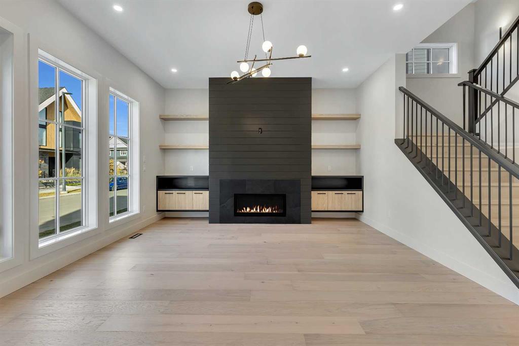 Additional image 3 of 342 Normandy Drive SW, Calgary, AB, T3E 8G8