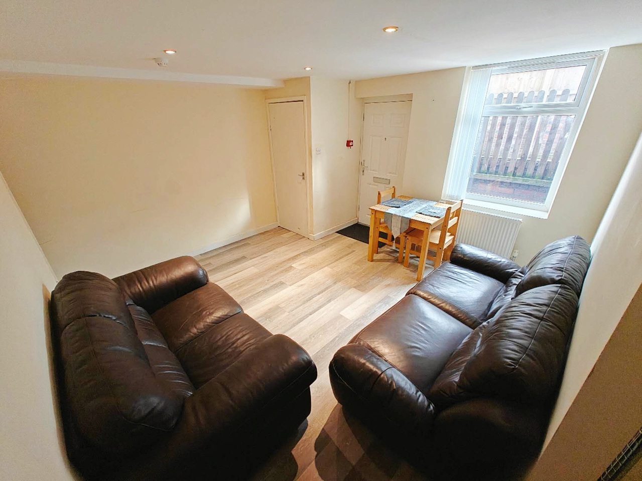 Additional image 2 of 1 Bed Flat, Burlington Place, LS11, N1 7GU
