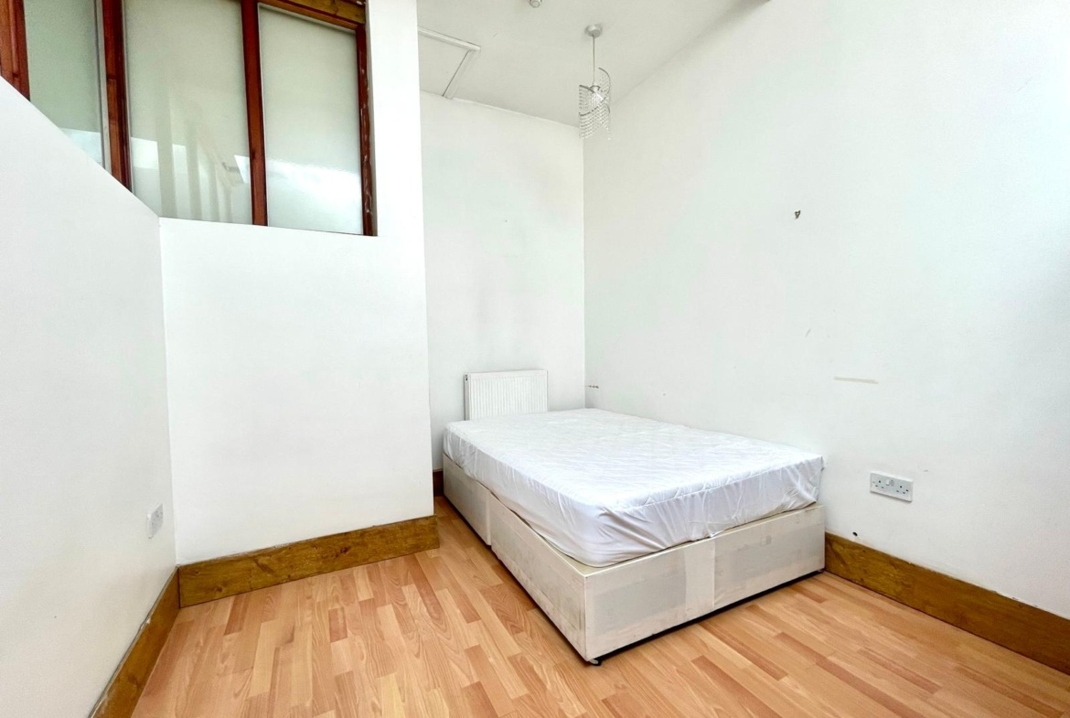 Additional image 5 of 1 Bed Flat, Caledonian Road, N1, N1 7GU