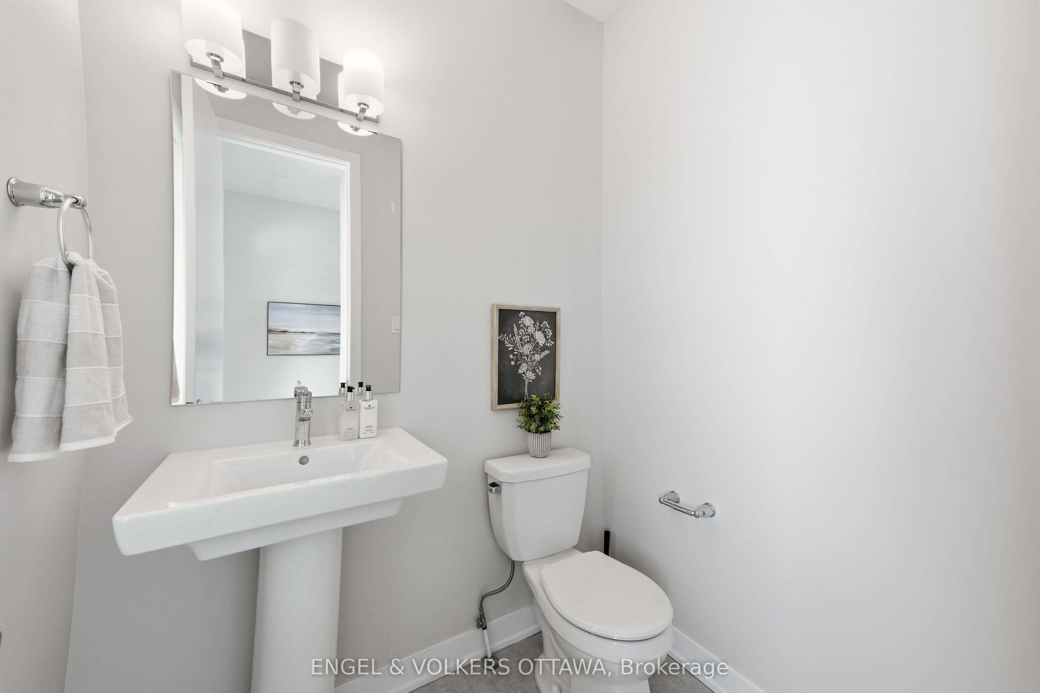 Additional image 4 of 302 Canadensis Lane, Ottawa, ON, K2J 6X8