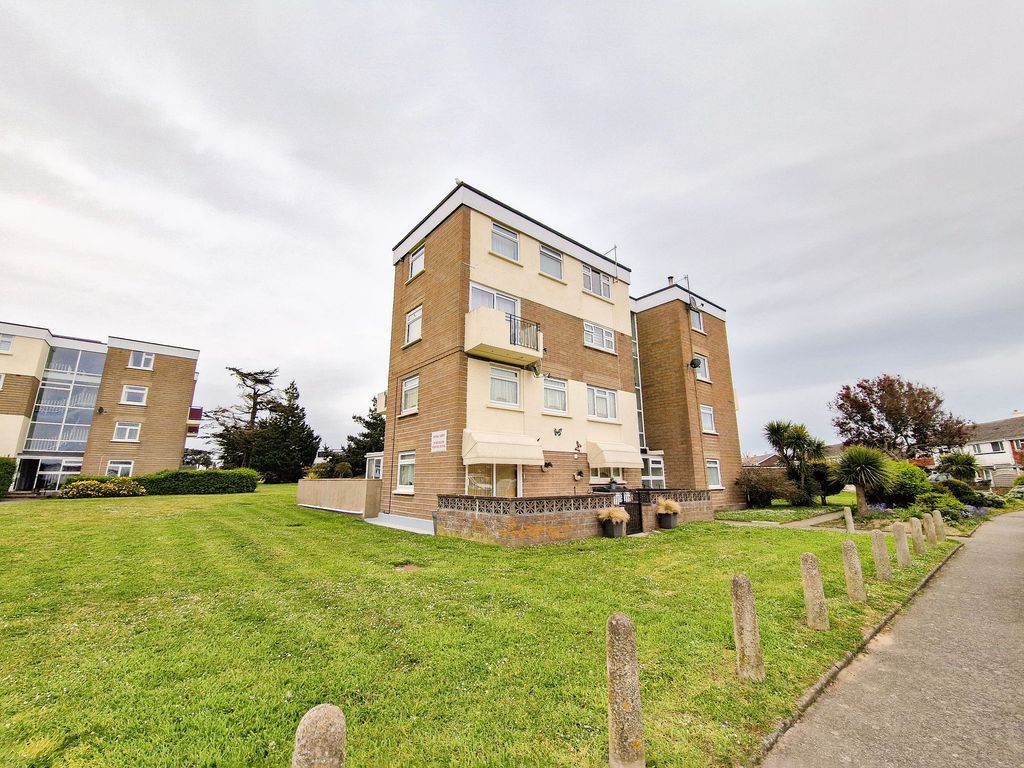 3 bed flat for saleLe Clos Des Sables, St Brelade JE3
