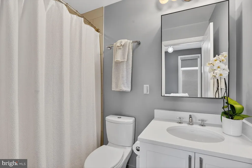 Additional image 20 of 1305 D Street SE, Washington, DC 20003