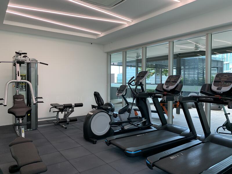 Additional image 5 of 33 Rochester Drive