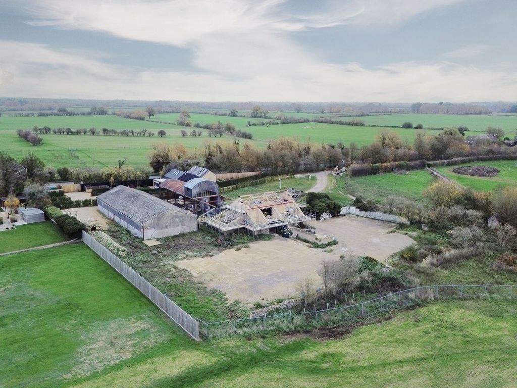 Additional image 5 of Land for saleManor Farm Barns, Lechlade GL7