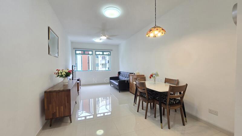 Primary image of 156 Mariam Way