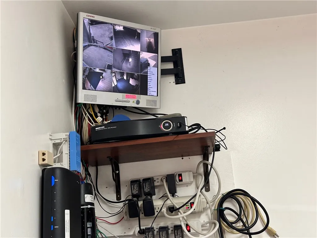 Additional image 44 of 1008 N Ross, Santa Ana, CA 92701