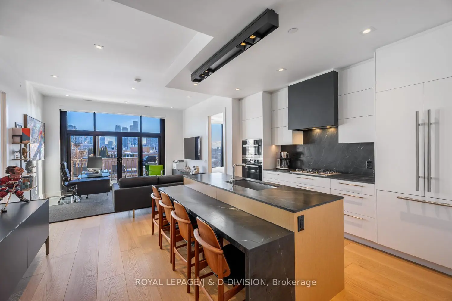 Additional image 4 of 1 Strathgowan Avenue 710