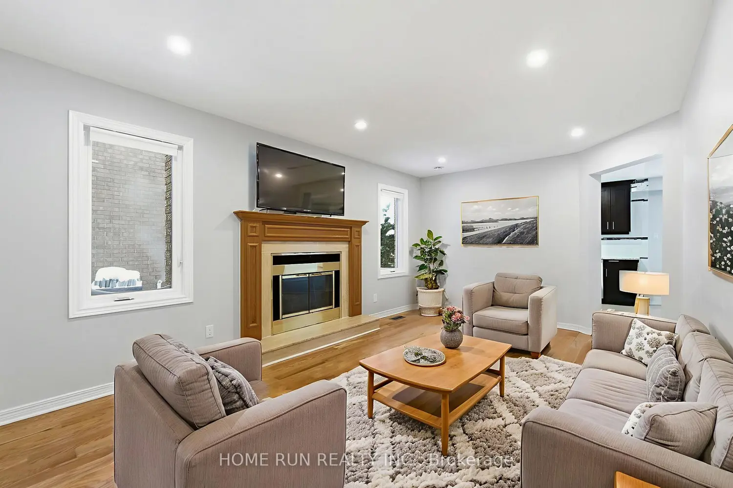 Additional image 3 of 35 Weslock Way